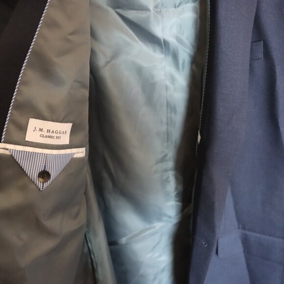 JM Haggar Men's suit jacket, classic fit, dark navy, new and unused, size 50L - Picture 4 of 11